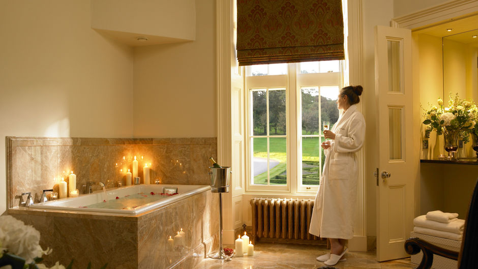 Trump MacLeod House & Lodge Room