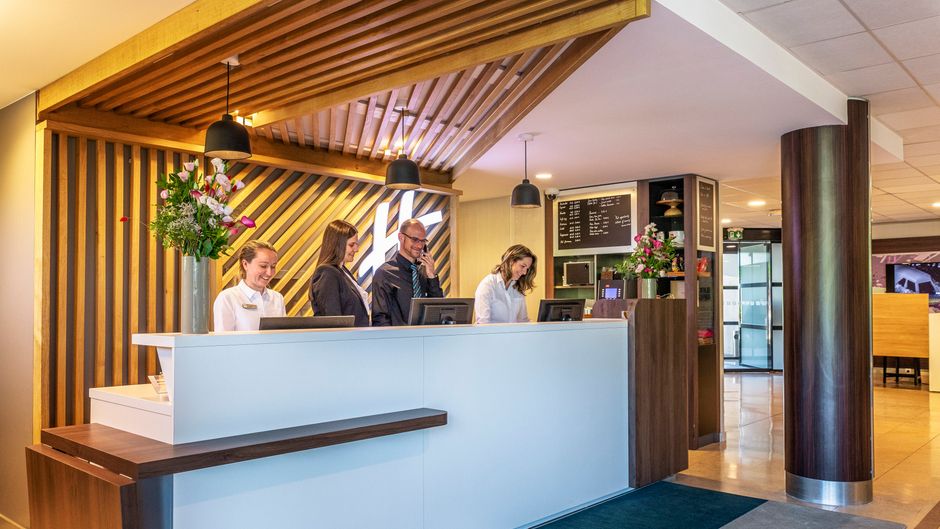 Holiday Inn Toulouse Airport Lobby
