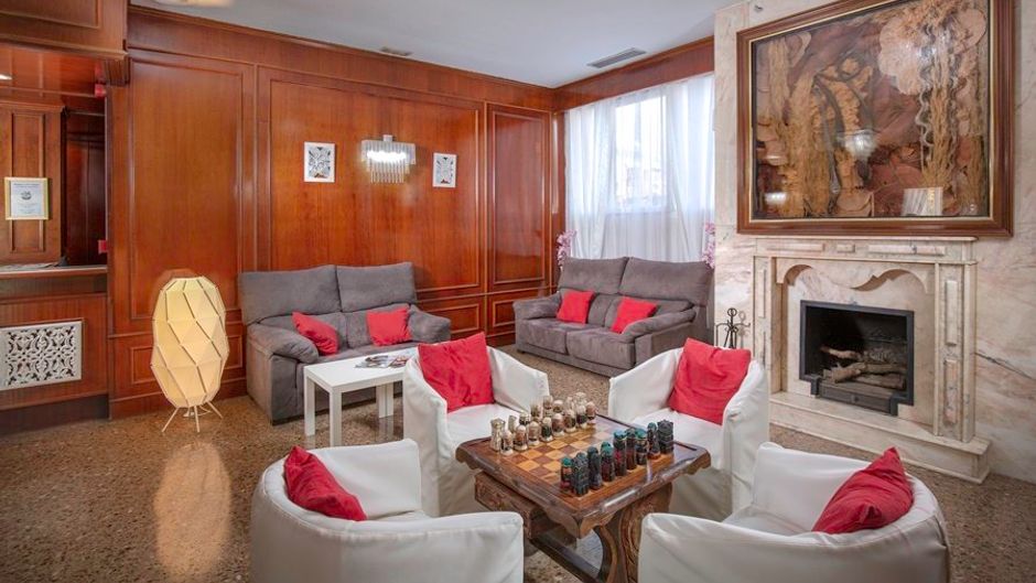 Hotel Beleret Lobby
