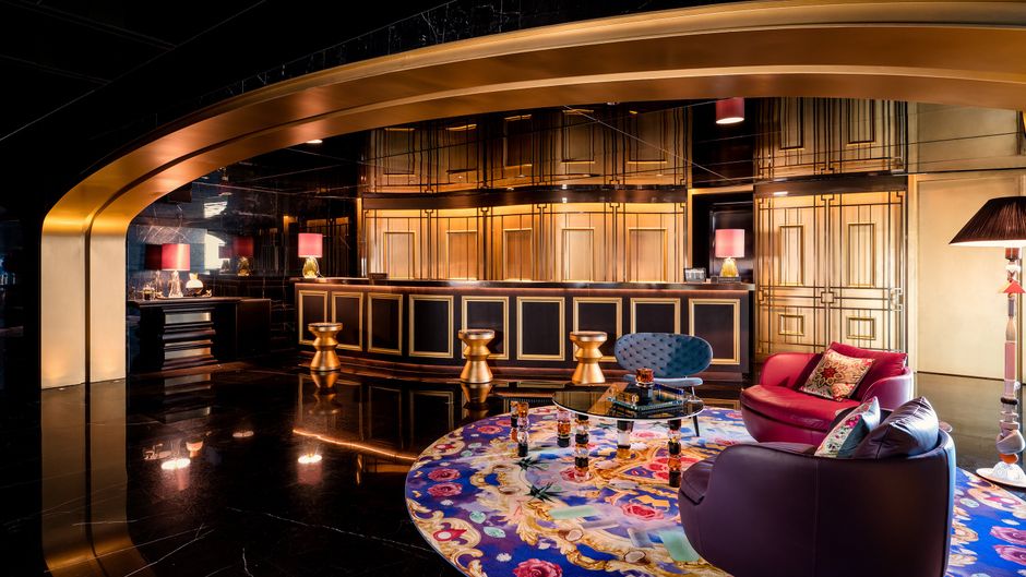 Paradise City Hotel & Resort Lobby