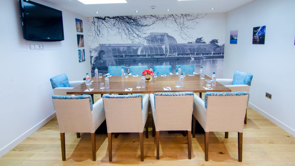Seraphine Kensington Olympia Hotel Meeting