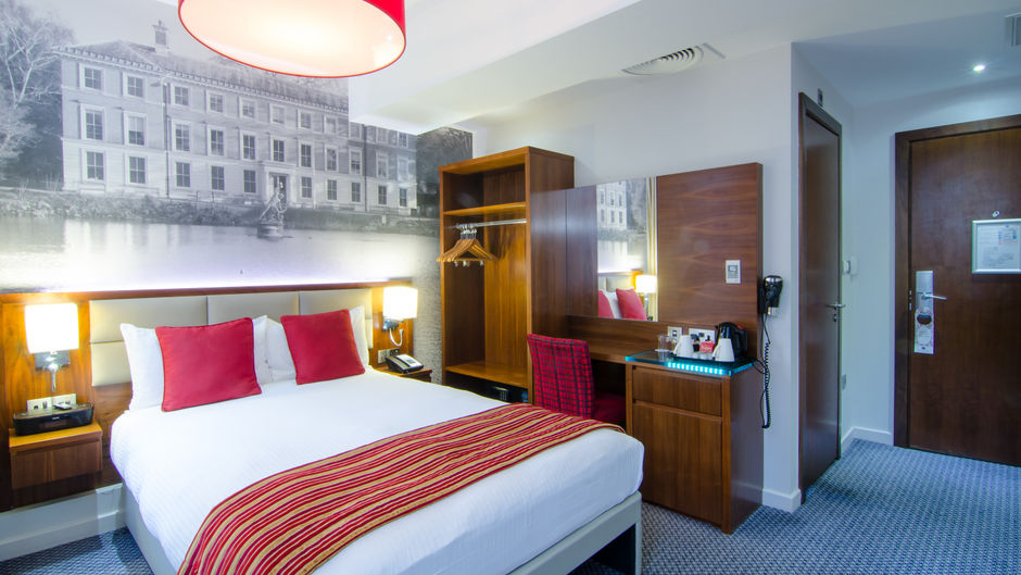 Seraphine Kensington Olympia Hotel Room
