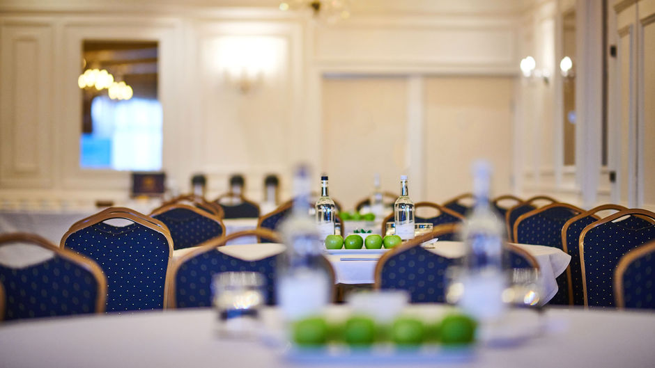 County Hotel Meeting