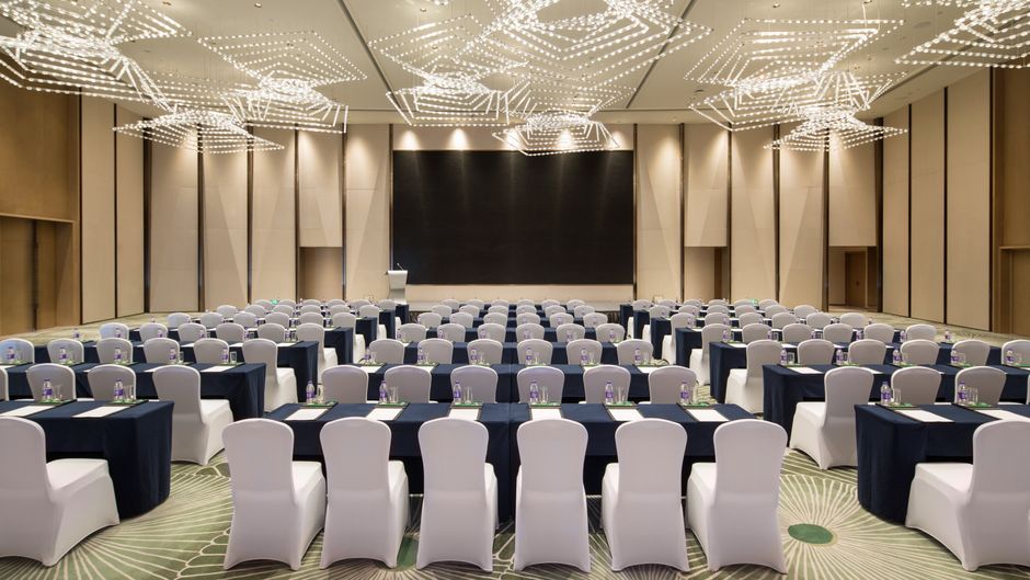 Holiday Inn Zhengzhou Riverside Ballroom