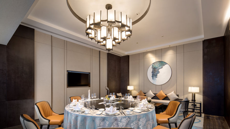 Holiday Inn Zhengzhou Riverside Restaurant