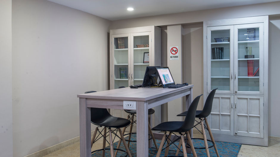 Holiday Inn Hotel & Suites Other