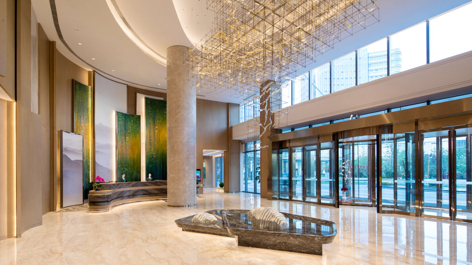 Holiday Inn Zhengzhou Riverside Lobby