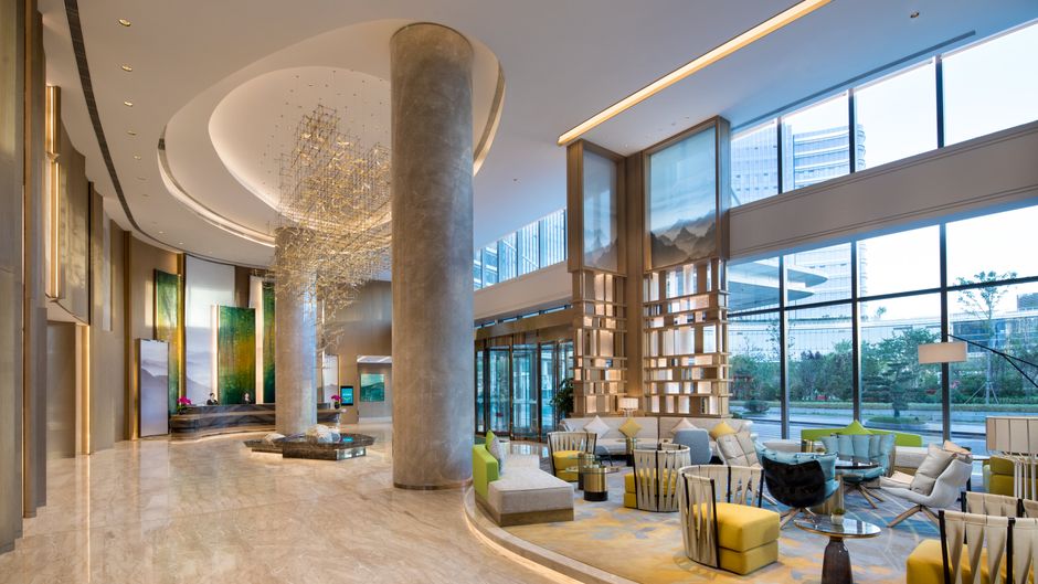 Holiday Inn Zhengzhou Riverside Lobby