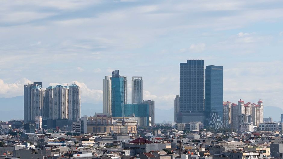 Holiday Inn Hotel/Sts Jakarta Gajah Mada Exterior
