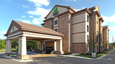 Holiday Inn Express Hotel & Sts Maumelle