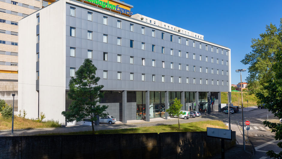 Holiday Inn Express Porto Exponor Exterior