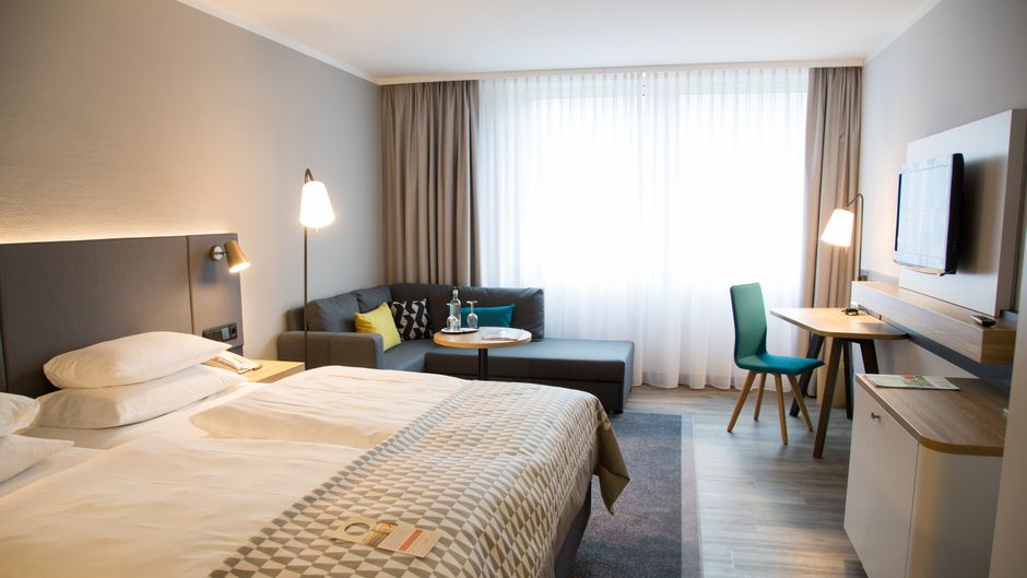 Holiday Inn Duesseldorf-Neuss Room