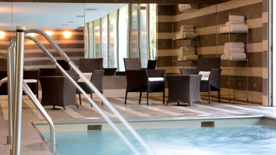 Holiday Inn Santiago Airport Pool