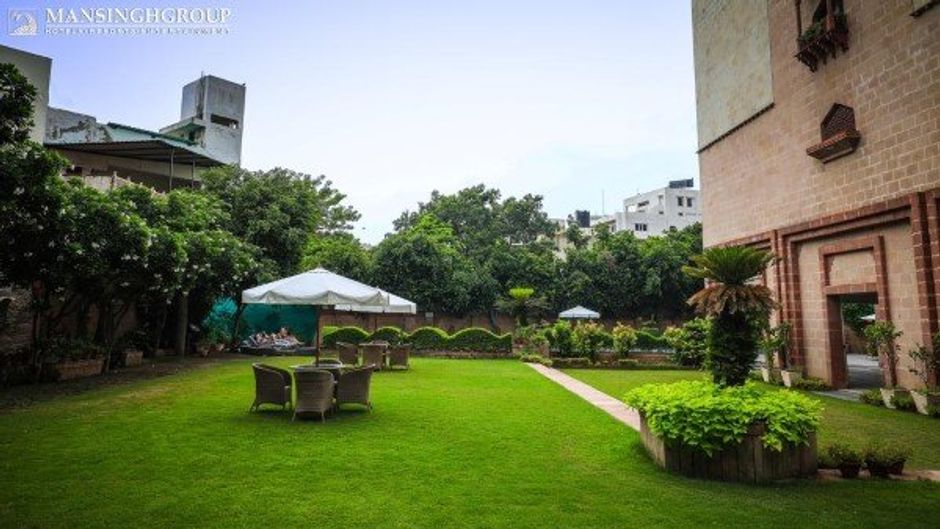 Hotel Mansingh Palace Exterior