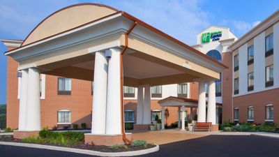 Holiday Inn Express/Stes Akron Reg Arpt