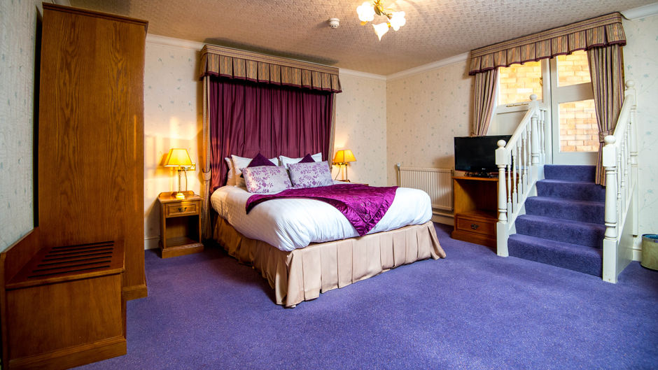 Ivy Bush Royal Hotel Suite