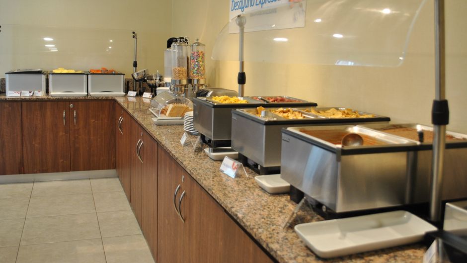 Holiday Inn Express Restaurant