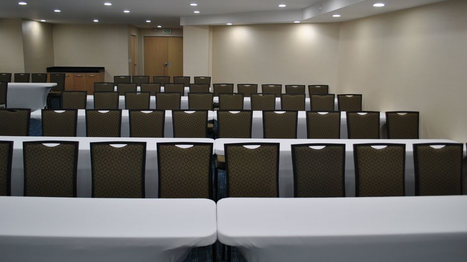 Holiday Inn Express Meeting
