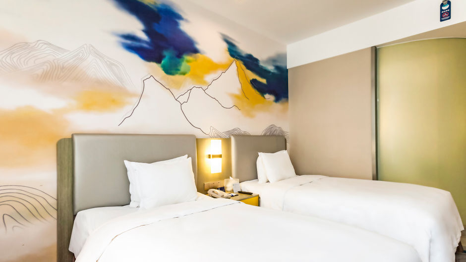 Holiday Inn Express Lhasa Potala Palace Room