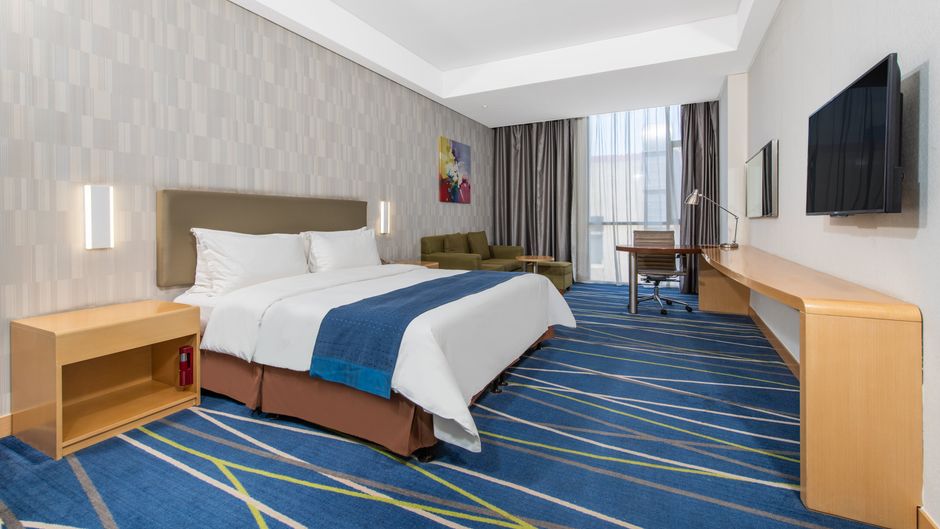 Holiday Inn Express Zhengzhou Airport Room
