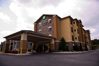 Holiday Inn Express Hotel/Stes Atlanta E