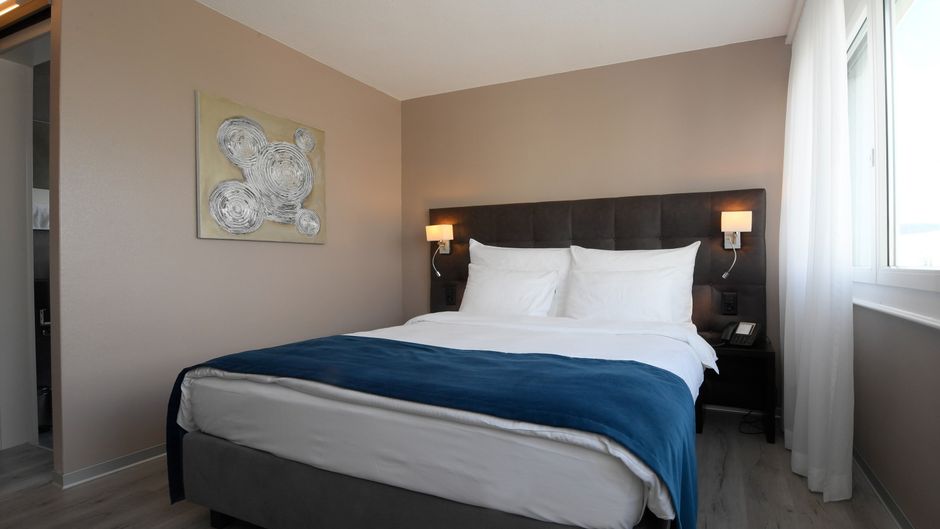 Belair Hotel Room