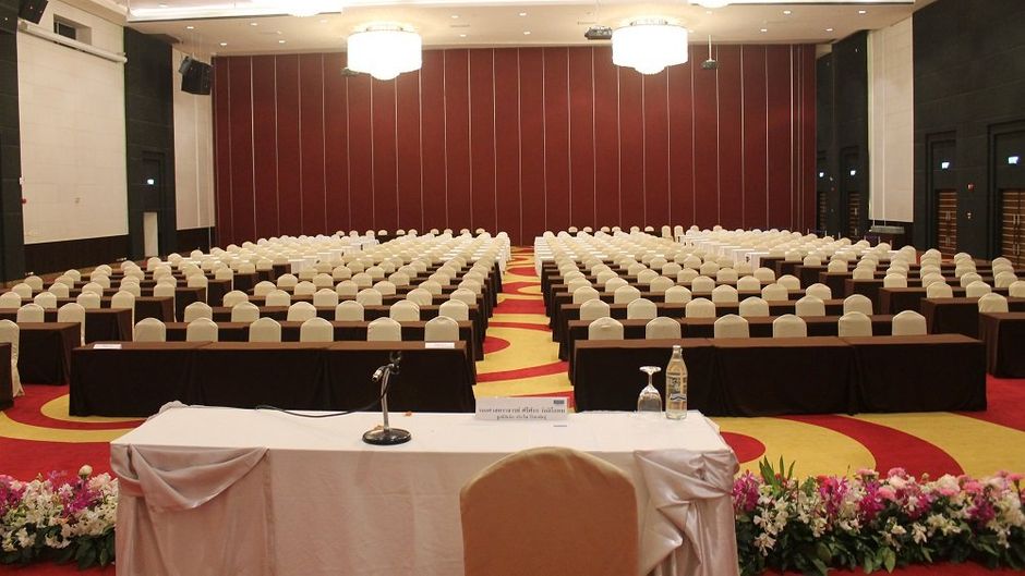 Centra Government Complex Hotel/Conv Ctr Ballroom