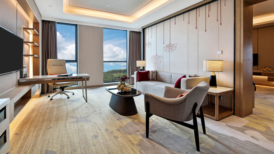 Holiday Inn Chengdu Qinhuang Suite