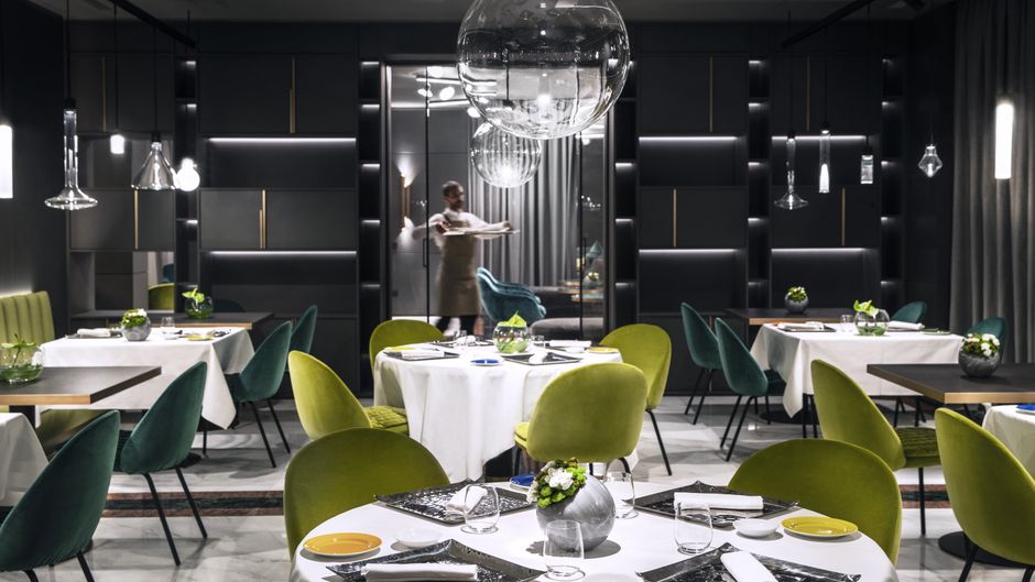 Hotel Plaza & De Russie Restaurant