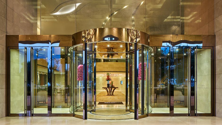 Crowne Plaza Zhenjiang Exterior