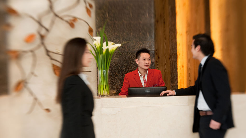 Crowne Plaza Anting Golf Lobby