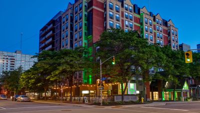 Holiday Inn Downtown Parliament Hill