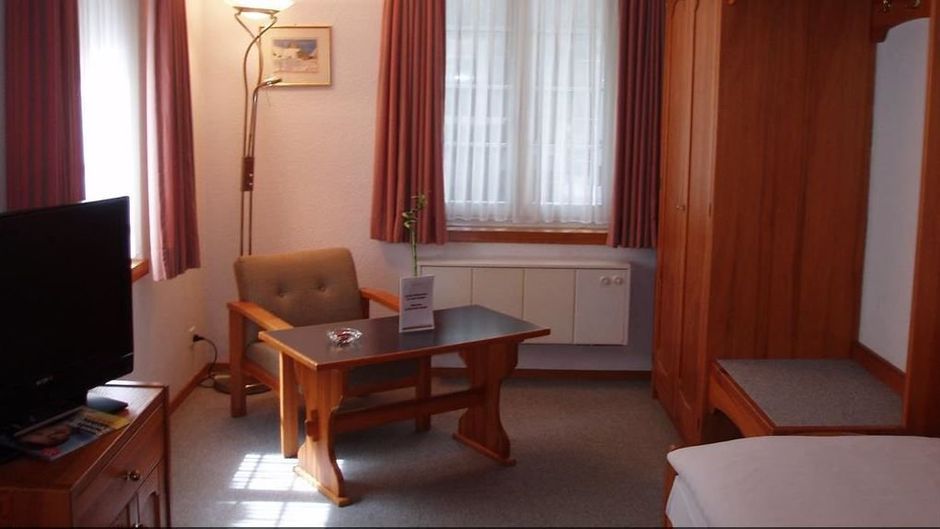 Hotel Ochsen Lodge Room
