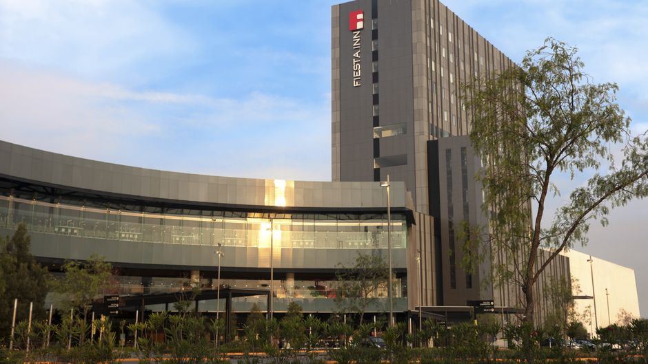 Fiesta Inn Parque Puebla Exterior