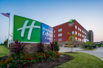 Holiday Inn Express & Suites Southaven