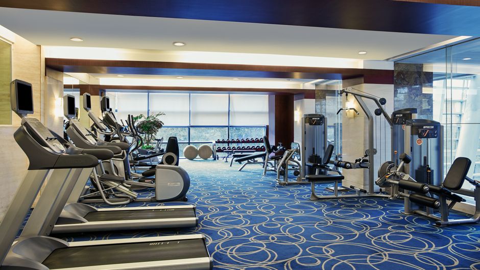 Crowne Plaza International Airport Health Club
