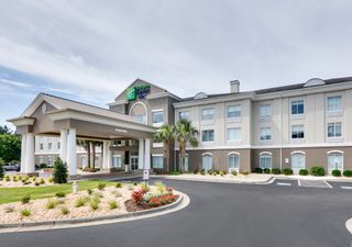 Holiday Inn Express & Suites Dublin
