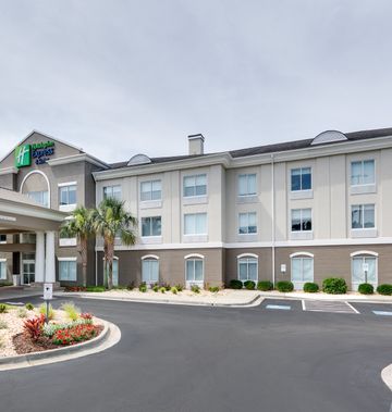 Holiday Inn Express & Suites Dublin