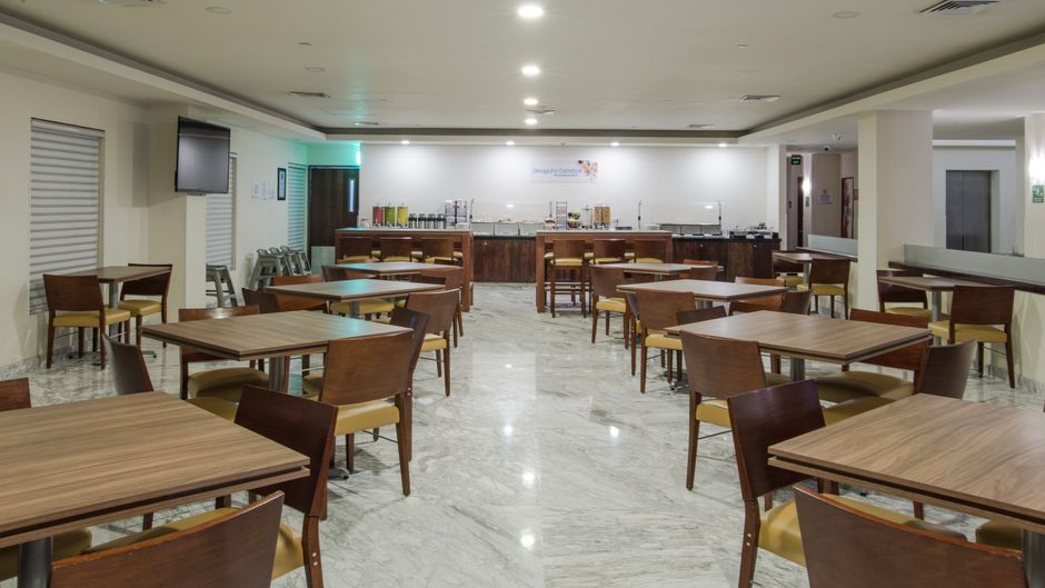 Holiday Inn Express Culiacan Restaurant