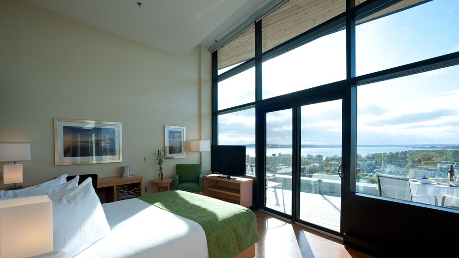 The Holman Grand Hotel Suite