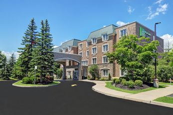 Holiday Inn Express Whitby Oshawna