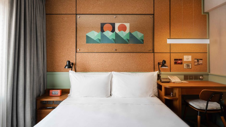 Eaton HK Room