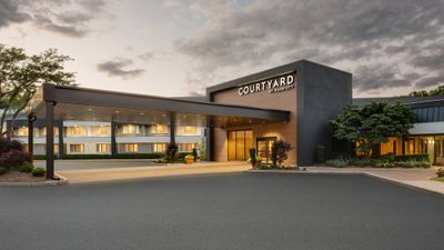 Courtyard Hartford Cromwell