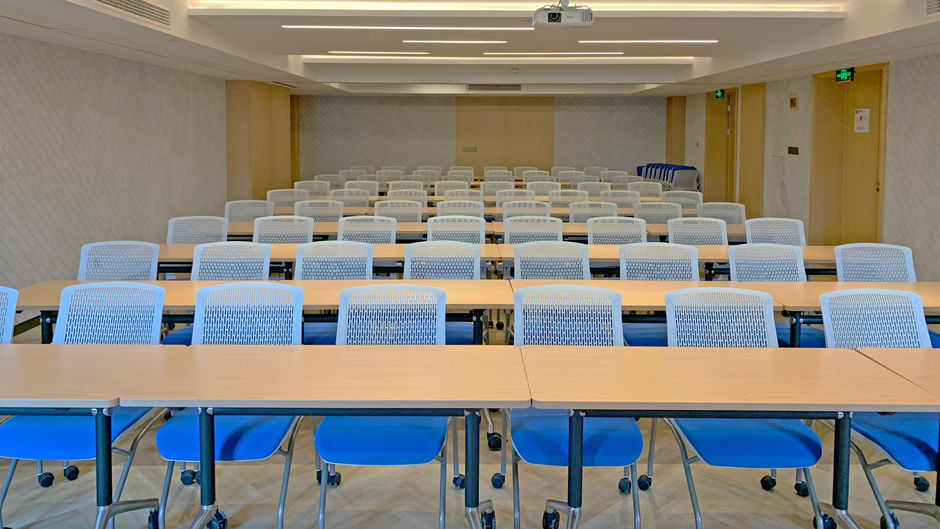 Holiday Inn Express Jiading New City Meeting