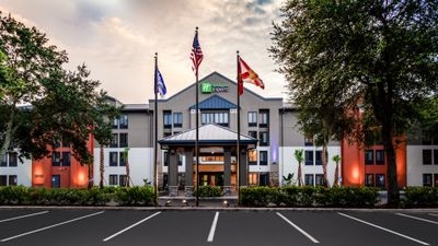 Holiday Inn Express Tampa-Brandon