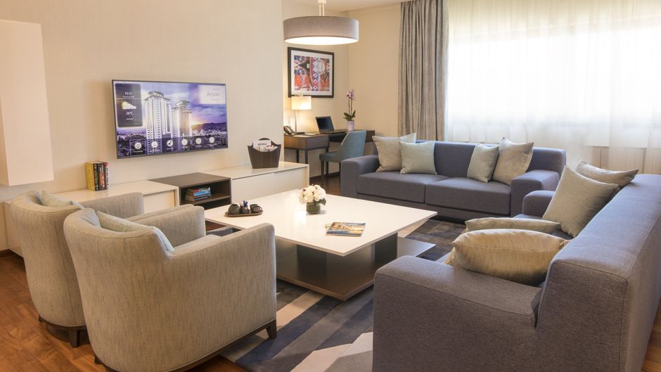 Bosmal Arjaan by Rotana Lobby