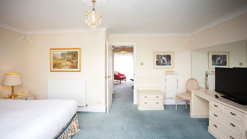 Walnut Tree Hotel Suite