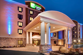 Holiday Inn Express Hotel & Suites
