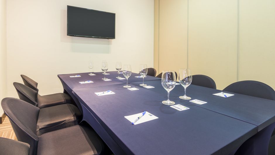 Holiday Inn Express Parque 93 Meeting