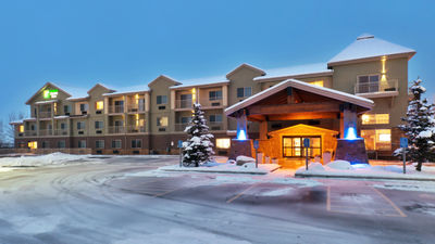 Holiday Inn Express & Sts Fraser